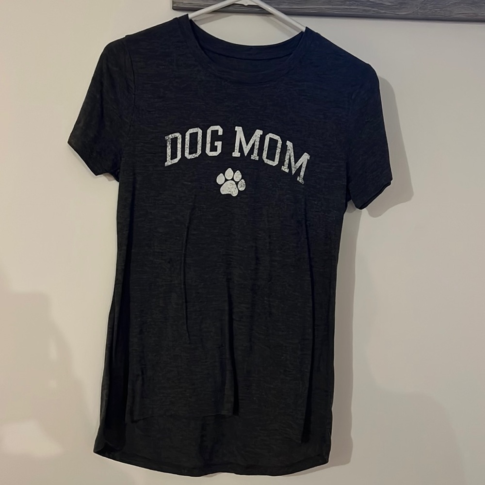 Dog Mom T-shirt